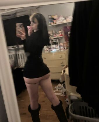 222.mollsx Голі Зливи OnlyFans Фото 18