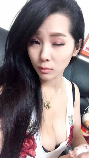 94iris329 Голі Зливи OnlyFans Фото 20