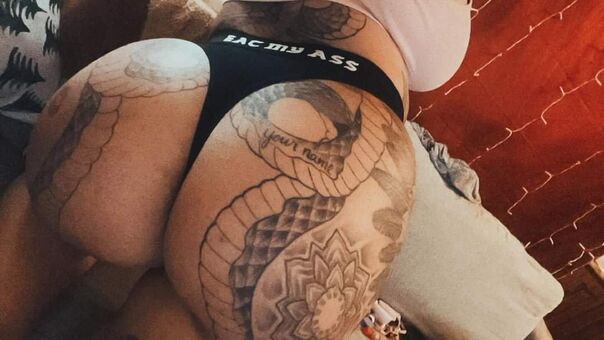 A1cheeks Голі Зливи OnlyFans Фото 7