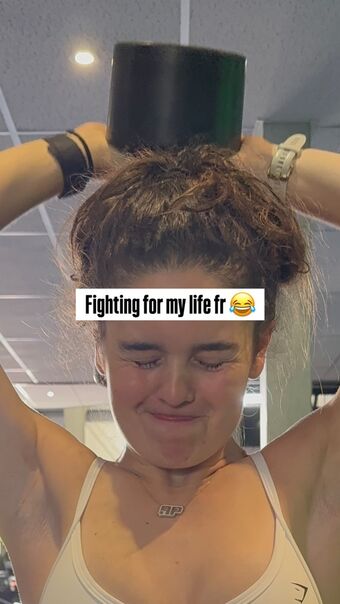 Abbi Pulling Голі Зливи OnlyFans Фото 13