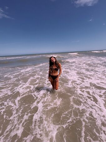 abschilli Голі Зливи OnlyFans Фото 4