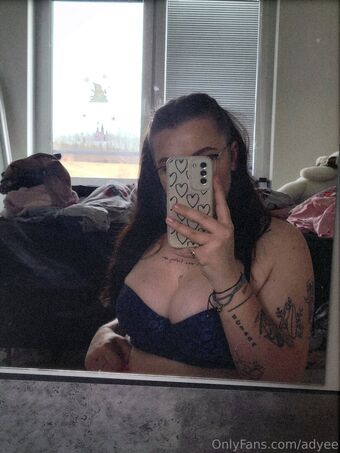 adyee Голі Зливи OnlyFans Фото 18