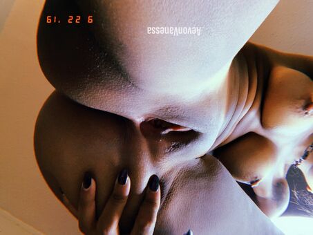 AevonVan Голі Зливи OnlyFans Фото 2