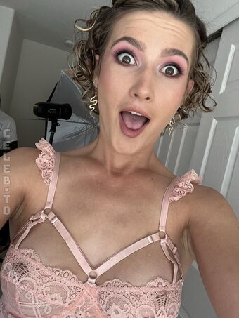 Ahanu Reed Голі Зливи OnlyFans Фото 69