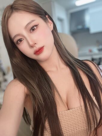 ajn2_ Голі Зливи OnlyFans Фото 33