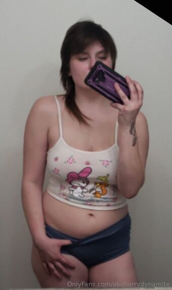 akcherrydynamite Голі Зливи OnlyFans Фото 28