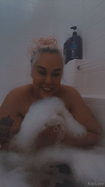 akiliahightower32