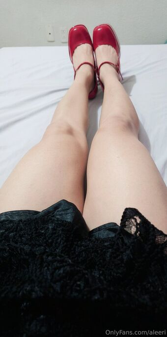 aleeri Голі Зливи OnlyFans Фото 19