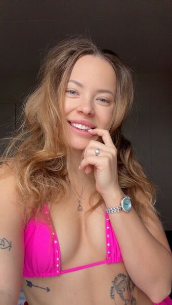 Alexamalbec Голі Зливи OnlyFans Фото 13