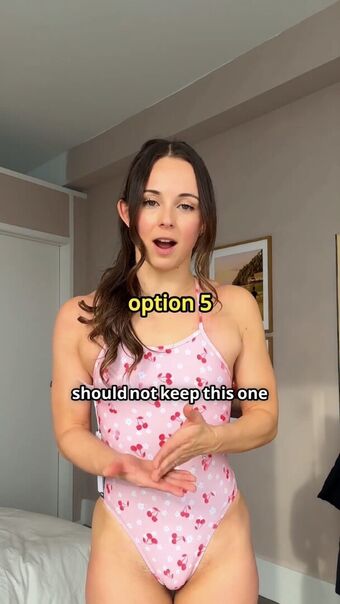 Alexandra Kerr Голі Зливи OnlyFans Фото 50