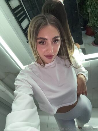 alexiaasher Голі Зливи OnlyFans Фото 47