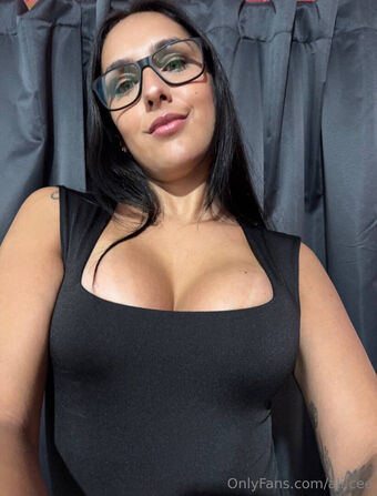 ali.cee Голі Зливи OnlyFans Фото 15