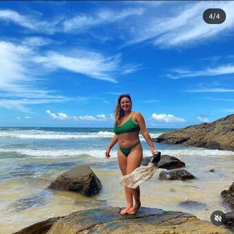 Alice Ajala Moreira Голі Зливи OnlyFans Фото 9