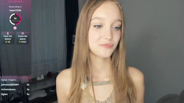 AliceMelison Голі Зливи OnlyFans Фото 10