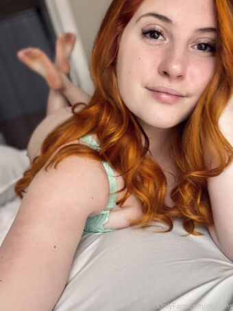 allybuns Голі Зливи OnlyFans Фото 1