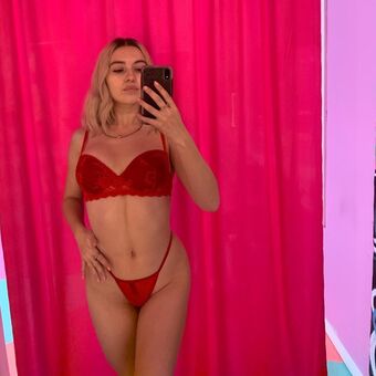 Alyabbott Голі Зливи OnlyFans Фото 53