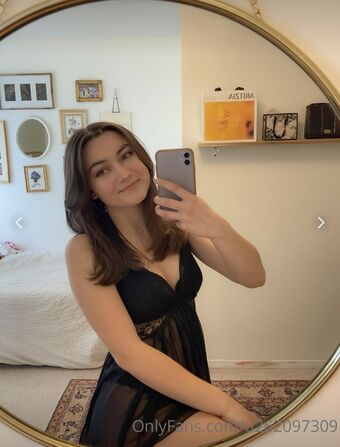 Amber_dee Голі Зливи OnlyFans Фото 7