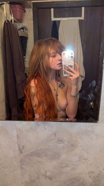 Amber Stark Голі Зливи OnlyFans Фото 104