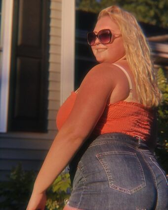 Amberly Голі Зливи OnlyFans Фото 12