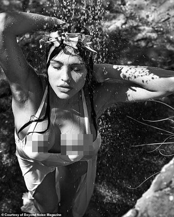 Amelia Hamlin Голі Зливи OnlyFans Фото 20