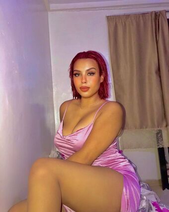 Amychocolata Голі Зливи OnlyFans Фото 1
