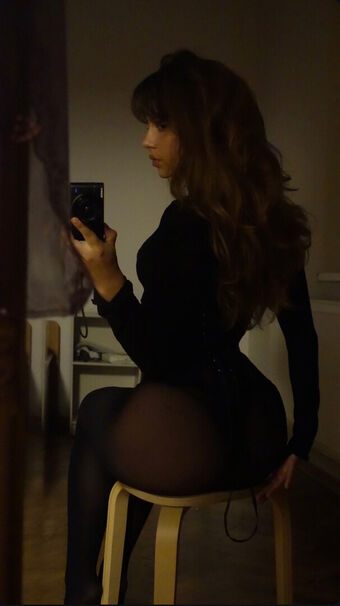 Anda Tohatan Голі Зливи OnlyFans Фото 21