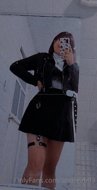 andreab03 Голі Зливи OnlyFans Фото 2
