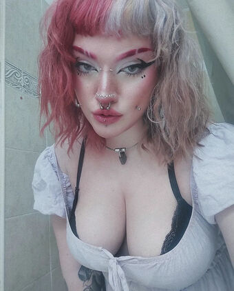 angel_splithead Голі Зливи OnlyFans Фото 2