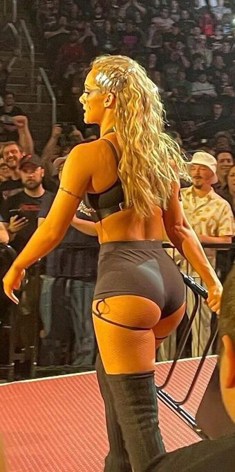 Anna Jay