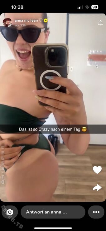 Anna Mc Lean Голі Зливи OnlyFans Фото 13