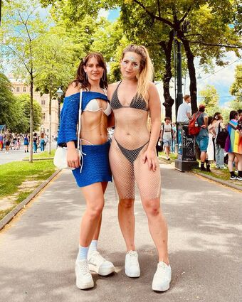 Annabocca Голі Зливи OnlyFans Фото 4