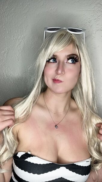 Anniemon Голі Зливи OnlyFans Фото 54