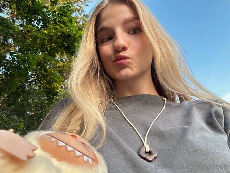annybun Голі Зливи OnlyFans Фото 8