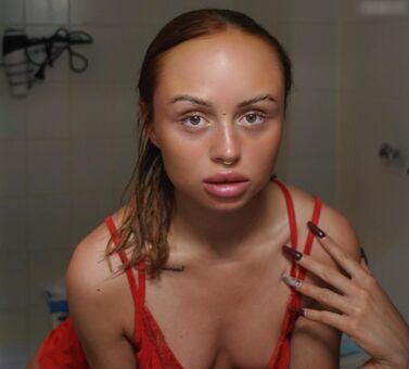 Anschaaa Голі Зливи OnlyFans Фото 5