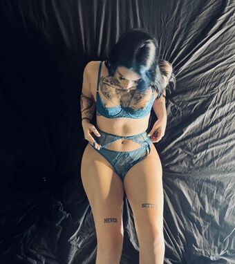 aphrodites_ashes