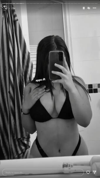 Appoline Голі Зливи OnlyFans Фото 44