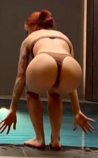 Ari Geli Голі Зливи OnlyFans Фото 36