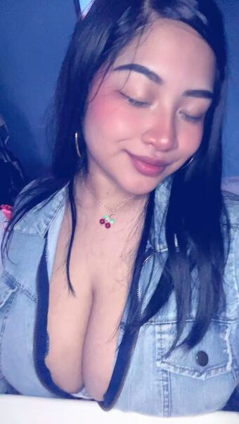 Ari Mar Голі Зливи OnlyFans Фото 18