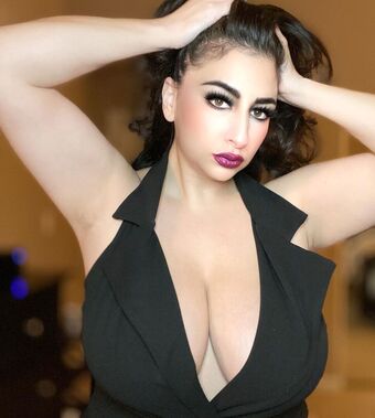 Arikittee Голі Зливи OnlyFans Фото 2
