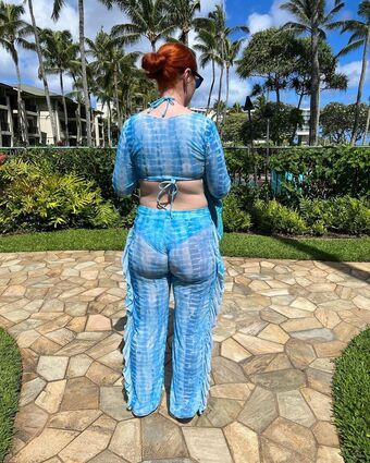 Ash.e.e Голі Зливи OnlyFans Фото 24