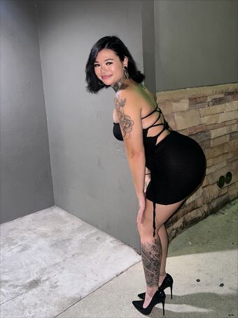 Ash2lit Голі Зливи OnlyFans Фото 3