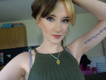Ashi Голі Зливи OnlyFans Фото 20
