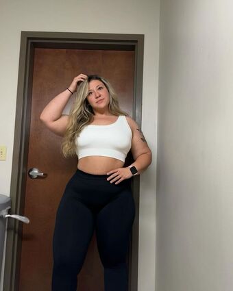 Ashlene Голі Зливи OnlyFans Фото 16