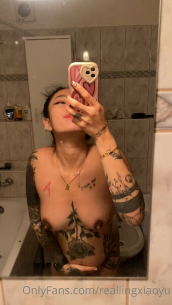 asianninavip Голі Зливи OnlyFans Фото 31