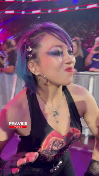 Asuka WWE