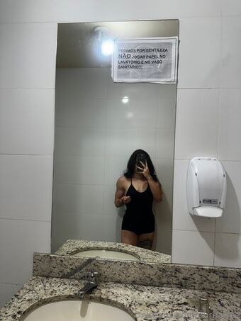 aureafree Голі Зливи OnlyFans Фото 9