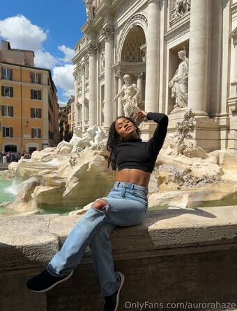 aurorahaze Голі Зливи OnlyFans Фото 36