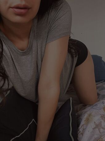 Ayla Da Lua Голі Зливи OnlyFans Фото 6