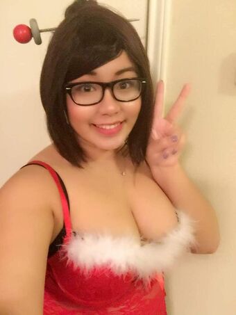 Aznproblems Голі Зливи OnlyFans Фото 17