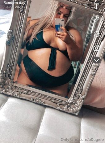 b0ugiee Голі Зливи OnlyFans Фото 36